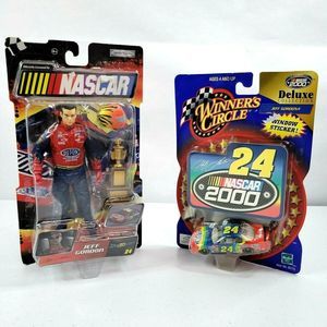 Nascar 2003 Jeff Gordon Action Figure w/ helmet / Winners Circle #24 Chevy Monte